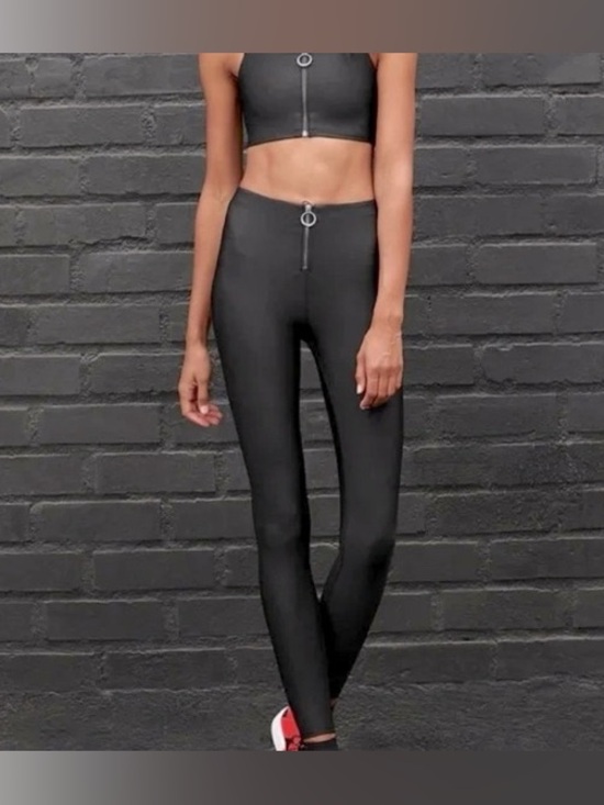 ALO Yoga Pants - ALO Yoga High Waisted Fast Zip Leggings in Black, Size XS
